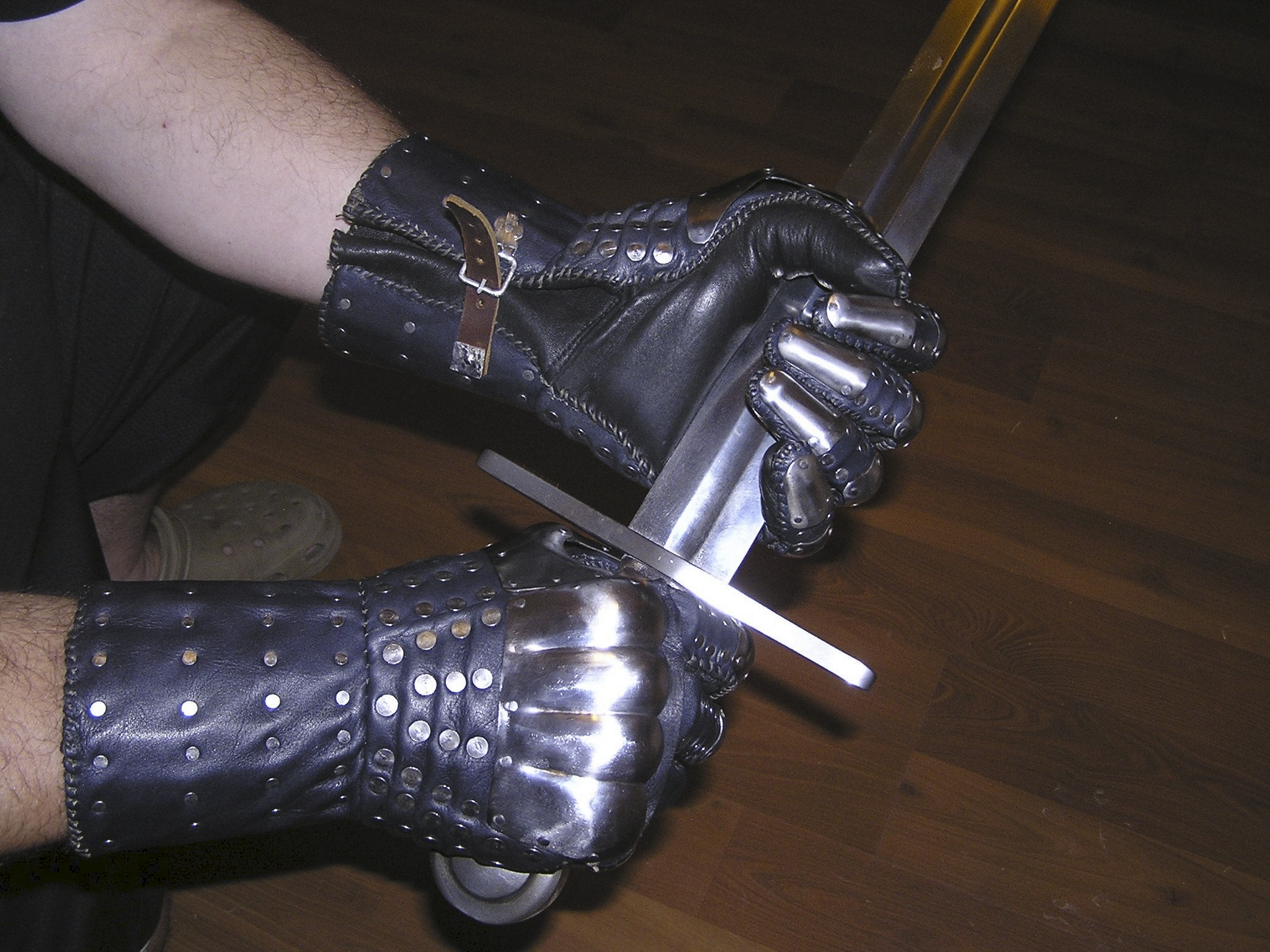 Spring Loaded Gauntlet Hardening Springs without a workspace | The Muzzleloading Forum