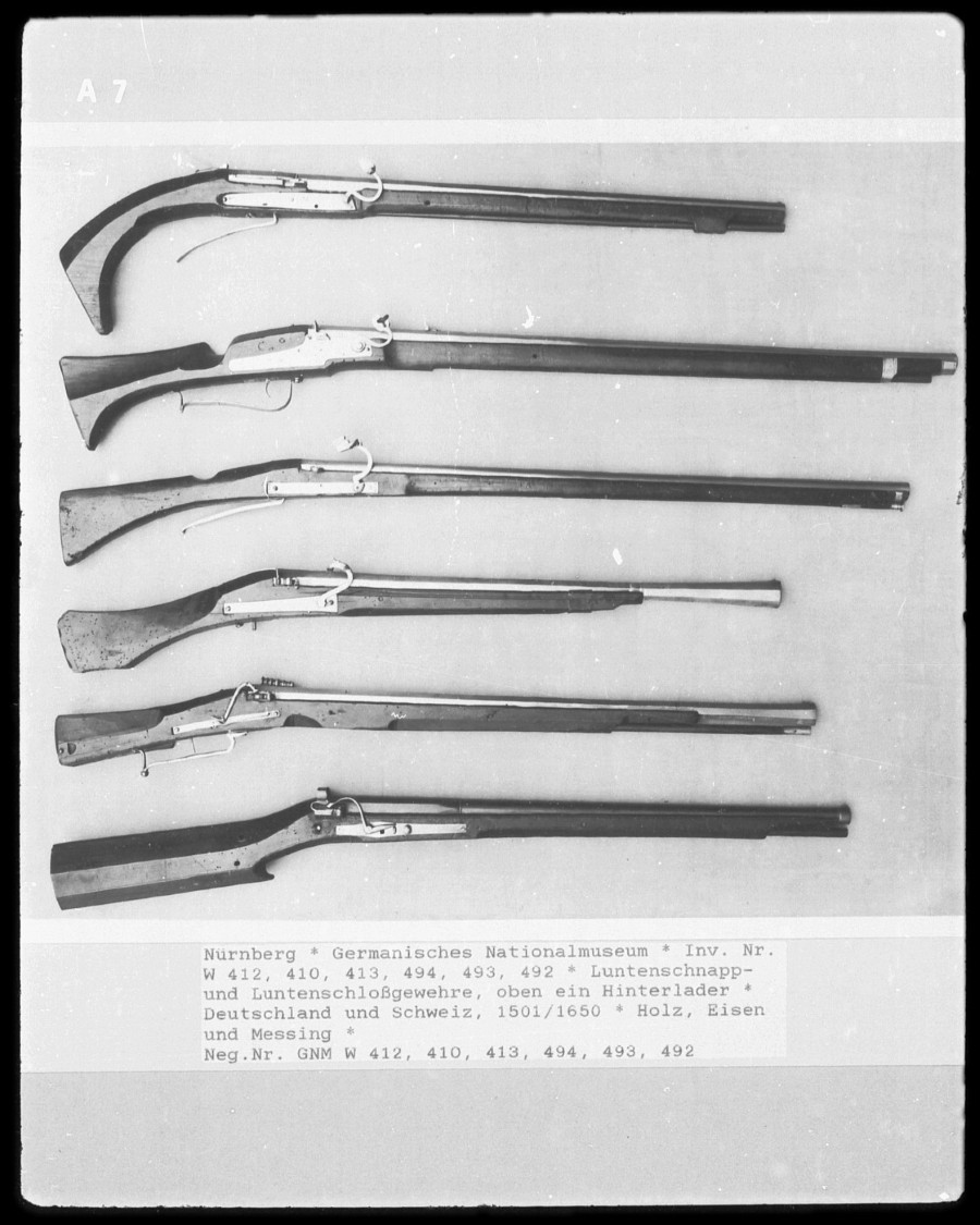 Unfamiliar Matchlock Style | The Muzzleloading Forum