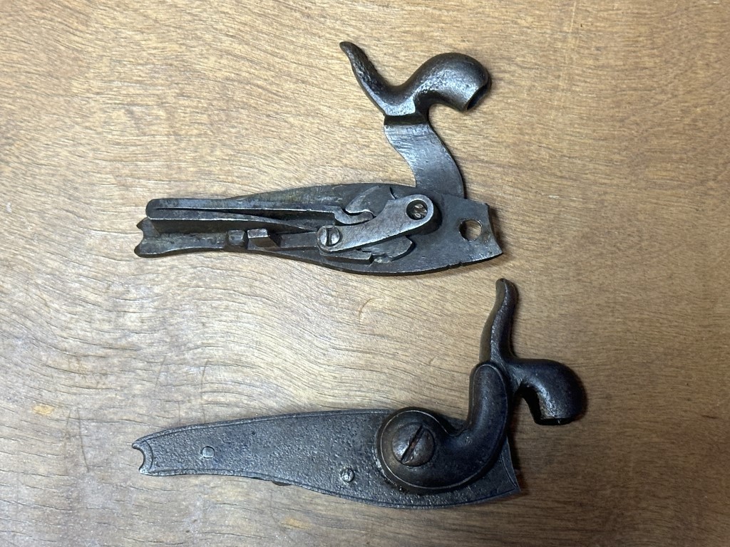 Antique Howdah pistol? | The Muzzleloading Forum