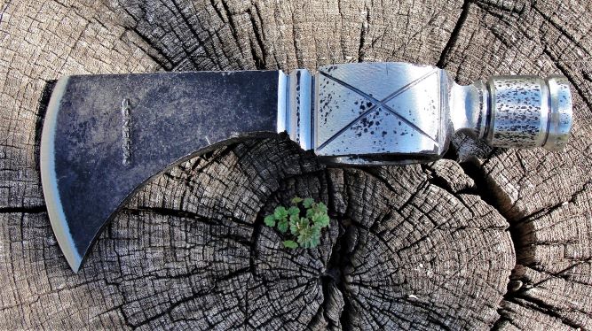 Customizing another new tomahawk | The Muzzleloading Forum