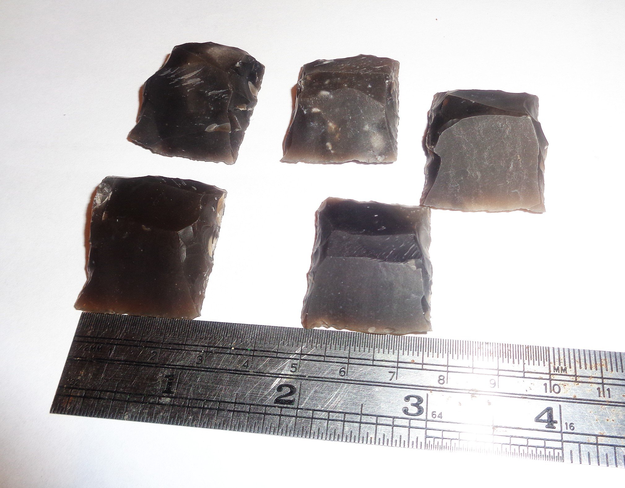 TRADE - Large English flints (5) | The Muzzleloading Forum
